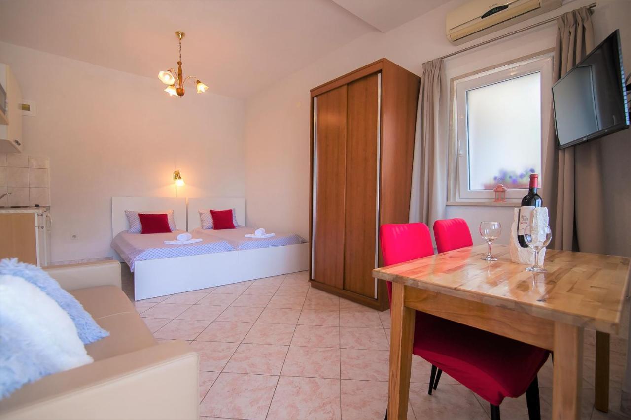 Apartman Domus *